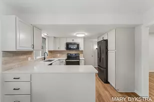 409 W Lakewood Blvd, Holland, MI 49424 - Photo 20