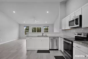 465 Orchard St, Constantine, MI 49042 - Photo 2