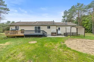 7472 Rolling Pines Dr, Howard City, MI 49329 - Photo 24