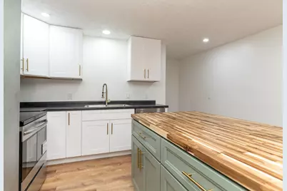 7400 N Riverview Drive, Kalamazoo, MI 49004 - Photo 6
