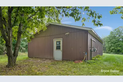14855 Coalter Avenue NW, Kent City, MI 49330 - Photo 6
