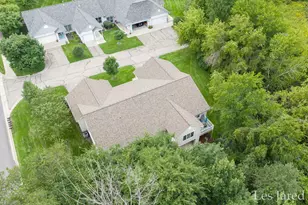 635 Raven Ct, Middleville, MI 49333 - Photo 40