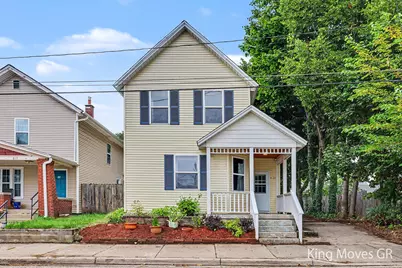 621 Davis Avenue NW, Grand Rapids, MI 49504 - Photo 2