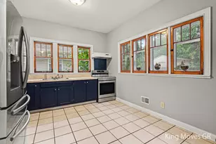 621 Davis Ave NW, Grand Rapids, MI 49504 - Photo 12