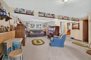 611 Charleston Rd, Lansing, MI 48917 - Photo 24