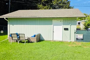 380 Cherry St, Coloma, MI 49038 - Photo 30