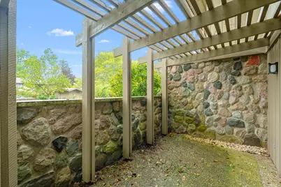 3844 Greenleaf Circle, Kalamazoo, MI 49008 - Photo 22