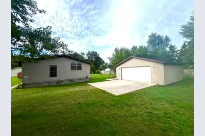 6596 Middleton Drive, Greenville, MI 48838 - Photo 4