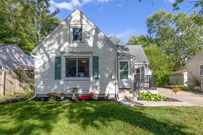 2920 Charlesgate Avenue SW, Wyoming, MI 49509 - Photo 2