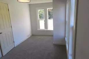 1097 Pearl St, Benton Harbor, MI 49022 - Photo 12