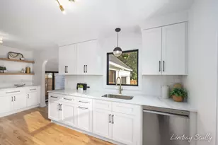 2151 Hall St SE, East Grand Rapids, MI 49506 - Photo 12