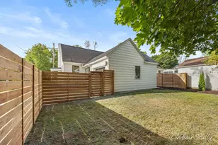 2151 Hall St SE, East Grand Rapids, MI 49506 - Photo 38