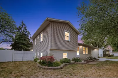 5077 Madison Avenue SE, Kentwood, MI 49548 - Photo 6
