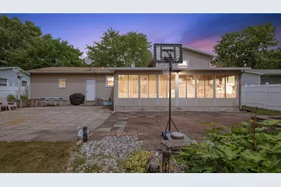 5077 Madison Avenue SE, Kentwood, MI 49548 - Photo 10