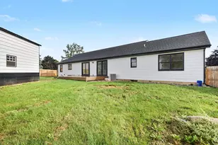 151 Jacaranda Dr, Battle Creek, MI 49015 - Photo 20