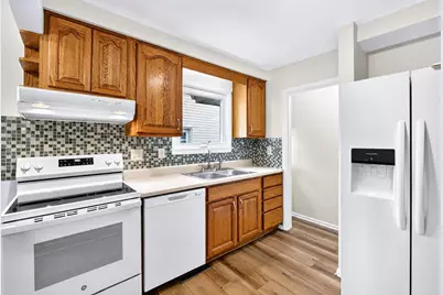 102 Fullerton, Galesburg, MI 49053 - Photo 4