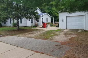 8 E Barton St, Newaygo, MI 49337 - Photo 34