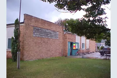 3186 E Apple Avenue, Muskegon, MI 49442 - Photo 2
