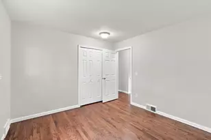1810 Briarwood Dr, Madison Heights, MI 48071 - Photo 32