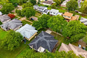 1810 Briarwood Dr, Madison Heights, MI 48071 - Photo 4