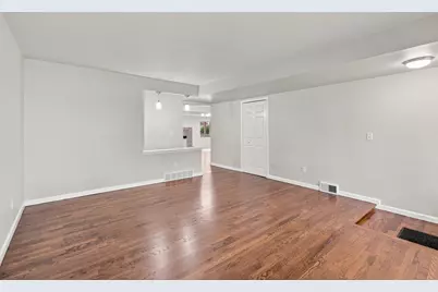 1810 Briarwood Drive, Madison Heights, MI 48071 - Photo 12