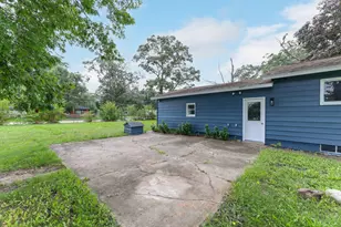 2974 Woodcliffe Dr, Muskegon Heights, MI 49444 - Photo 8
