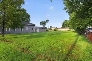 701 N Hemlock St, Evart, MI 49631 - Photo 34