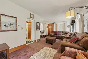 182 W Mansion Street W, Jackson, MI 49203 - Photo 4