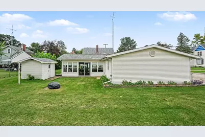 401 S Center Street, Hartford, MI 49057 - Photo 22