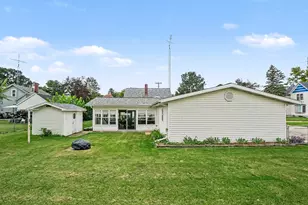 401 S Center St, Hartford, MI 49057 - Photo 22