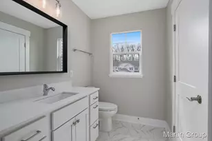 2242 Watertown Way NE, Grand Rapids, MI 49505 - Photo 16