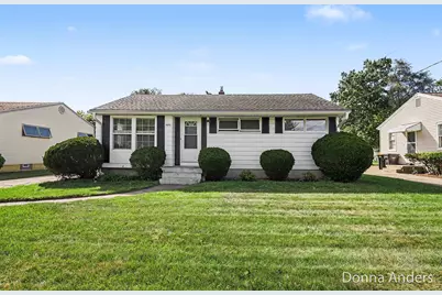 4895 Marshall Avenue SE, Kentwood, MI 49508 - Photo 2