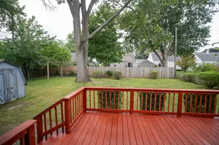 1355 W Broadway Ave, Muskegon, MI 49441 - Photo 40