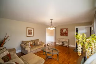1355 W Broadway Ave, Muskegon, MI 49441 - Photo 8