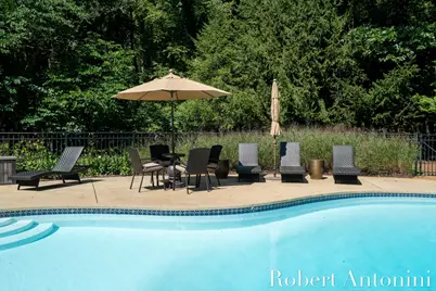 6581 Donnegal Court SE, Grand Rapids, MI 49546 - Photo 4