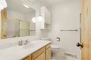 8198 N 37th St, Richland, MI 49083 - Photo 16