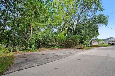 2273 Schimperle Drive NE, Grand Rapids, MI 49525 - Photo 10