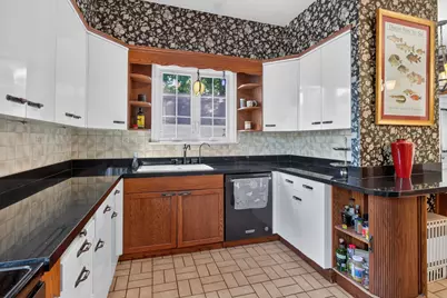 311 S Thompson Street, Jackson, MI 49203 - Photo 22