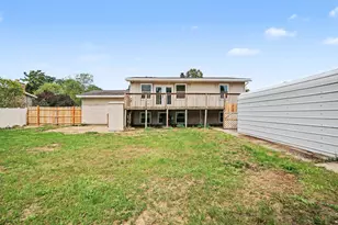 1825 Oak Park Dr, Muskegon, MI 49442 - Photo 24