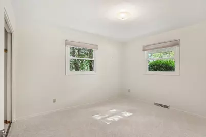 5482 Lindenwood Street, Kalamazoo, MI 49004 - Photo 12