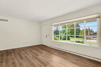 5482 Lindenwood Street, Kalamazoo, MI 49004 - Photo 4