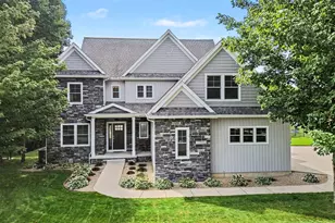 1192 Forest Brook Dr, Saint Joseph, MI 49085 - Photo 1