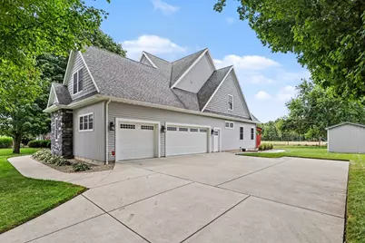 1192 Forest Brook Drive, Saint Joseph, MI 49085 - Photo 4