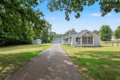 722 Golden Avenue, Battle Creek, MI 49014 - Photo 2