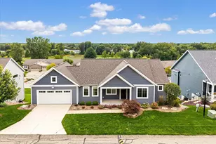 1043 Castlebay Way, Hudsonville, MI 49426 - Photo 4