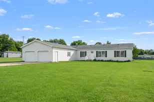 4551 Huntoon Ave, Watervliet, MI 49098 - Photo 1