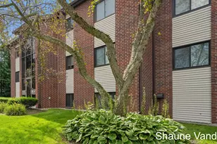 3400 Devonwood Hills NE, Grand Rapids, MI 49525 - Photo 2