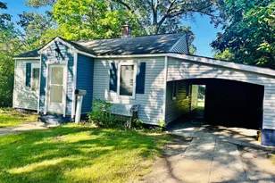 2405 Riordan St, Muskegon Heights, MI 49444 - Photo 2