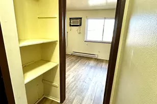 9730 Wyoming Ave, Detroit, MI 48204 - Photo 6