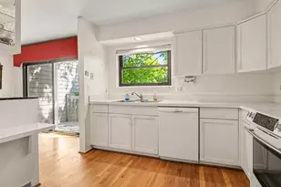 2206 Rivenoak Ct, Ann Arbor, MI 48103 - Photo 8
